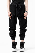 画像をギャラリービューアに読み込む, thomkrom RADICAL POCKETS EASY TROUSERS / SOFT FROTTEE (BLACK)