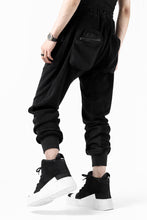 画像をギャラリービューアに読み込む, thomkrom RADICAL POCKETS EASY TROUSERS / SOFT FROTTEE (BLACK)
