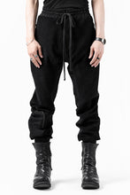 画像をギャラリービューアに読み込む, thomkrom RADICAL POCKETS EASY TROUSERS / SOFT FROTTEE (BLACK)