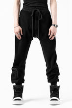 画像をギャラリービューアに読み込む, thomkrom RADICAL POCKETS EASY TROUSERS / SOFT FROTTEE (BLACK)