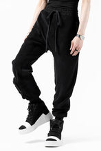 画像をギャラリービューアに読み込む, thomkrom RADICAL POCKETS EASY TROUSERS / SOFT FROTTEE (BLACK)