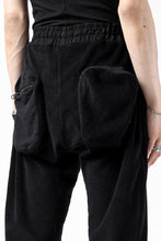 画像をギャラリービューアに読み込む, thomkrom RADICAL POCKETS EASY TROUSERS / SOFT FROTTEE (BLACK)