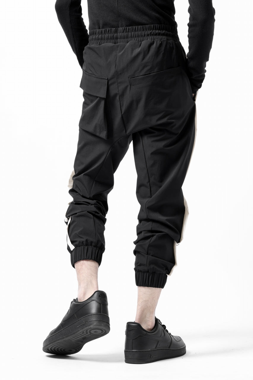 画像をギャラリービューアに読み込む, thom/krom SIDE LINE JOGGER PANTS / ELASTIC NYLON (BLACK)