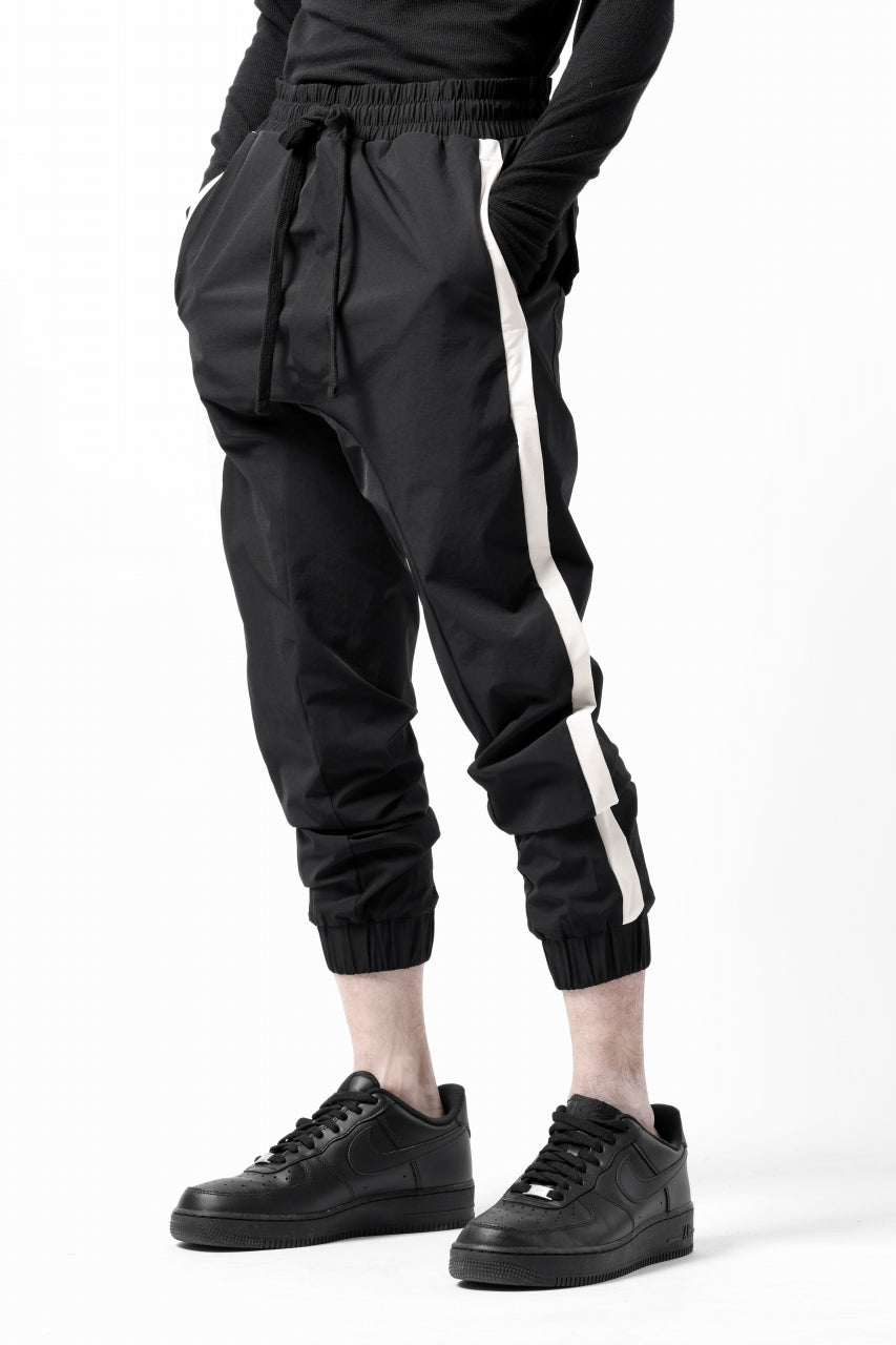画像をギャラリービューアに読み込む, thom/krom SIDE LINE JOGGER PANTS / ELASTIC NYLON (BLACK)