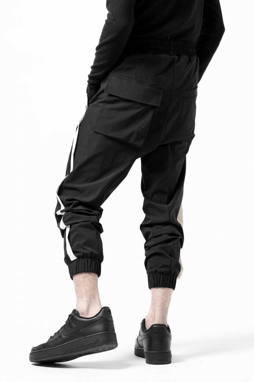 画像をギャラリービューアに読み込む, thom/krom SIDE LINE JOGGER PANTS / ELASTIC NYLON (BLACK)