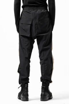 画像をギャラリービューアに読み込む, thom/krom SIDE LINE JOGGER PANTS / ELASTIC NYLON (BLACK)