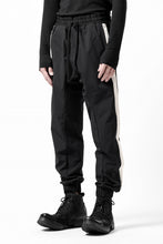 画像をギャラリービューアに読み込む, thom/krom SIDE LINE JOGGER PANTS / ELASTIC NYLON (BLACK)