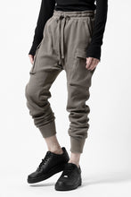 画像をギャラリービューアに読み込む, thom/krom WORKED EASY JOGGER PANTS / WAFFLE JERSEY (FOSSIL)