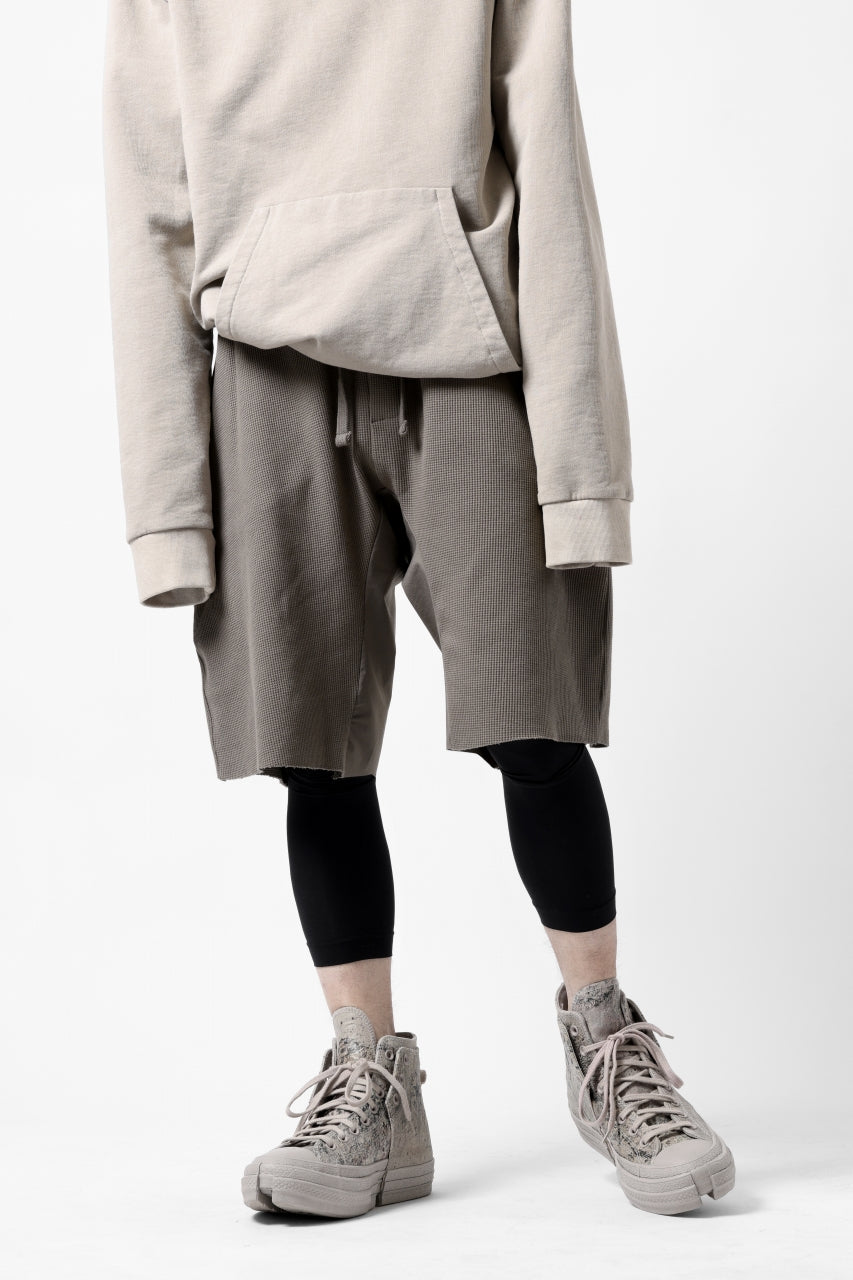 画像をギャラリービューアに読み込む, thom/krom LOWCROTCH EASY SHORTS / WAFFLE JERSEY (FOSSIL)