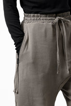 画像をギャラリービューアに読み込む, thom/krom LOWCROTCH EASY SHORTS / WAFFLE JERSEY (FOSSIL)