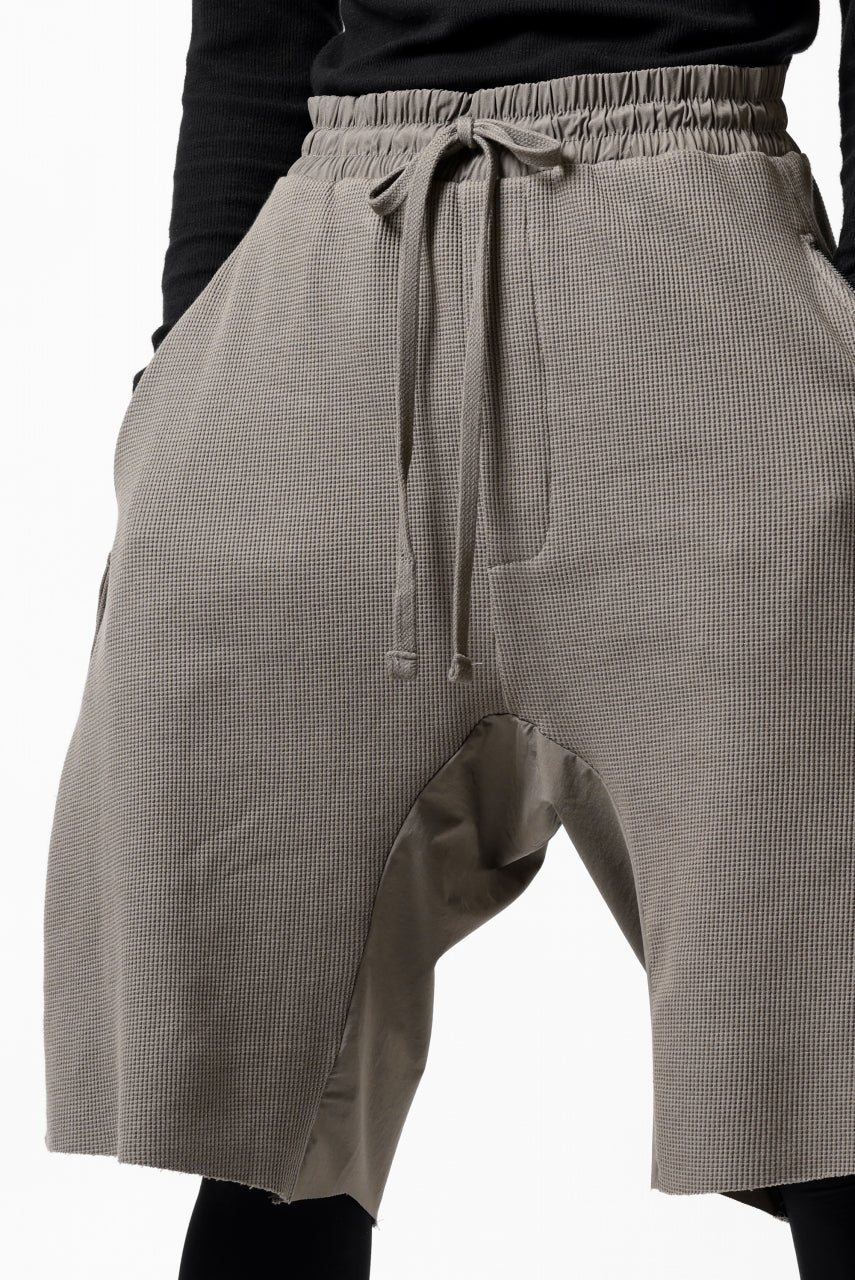 画像をギャラリービューアに読み込む, thom/krom LOWCROTCH EASY SHORTS / WAFFLE JERSEY (FOSSIL)