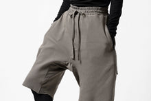 画像をギャラリービューアに読み込む, thom/krom LOWCROTCH EASY SHORTS / WAFFLE JERSEY (FOSSIL)