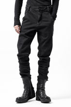 Load image into Gallery viewer, thomkrom SKINNY TROUSERS with SCAR STITCH / STRETCH DENIM (DARK GREY)