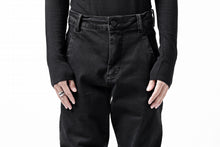 Load image into Gallery viewer, thomkrom SKINNY TROUSERS with SCAR STITCH / STRETCH DENIM (DARK GREY)