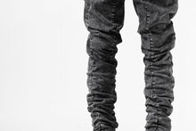 画像をギャラリービューアに読み込む, thomkrom SCAR STITCH CURVED SKINNY / FADE STRETCH DENIM (ACID)