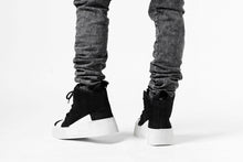 画像をギャラリービューアに読み込む, thomkrom SCAR STITCH CURVED SKINNY / FADE STRETCH DENIM (ACID)