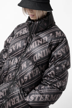 画像をギャラリービューアに読み込む, mastermind WORLD x Rocky Mountain Featherbed STAND DOWN JACKET (BLACK)
