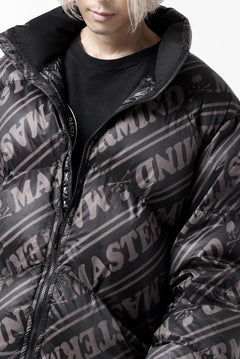 画像をギャラリービューアに読み込む, mastermind WORLD x Rocky Mountain Featherbed STAND DOWN JACKET (BLACK)