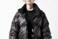 画像をギャラリービューアに読み込む, mastermind WORLD x Rocky Mountain Featherbed STAND DOWN JACKET (BLACK)