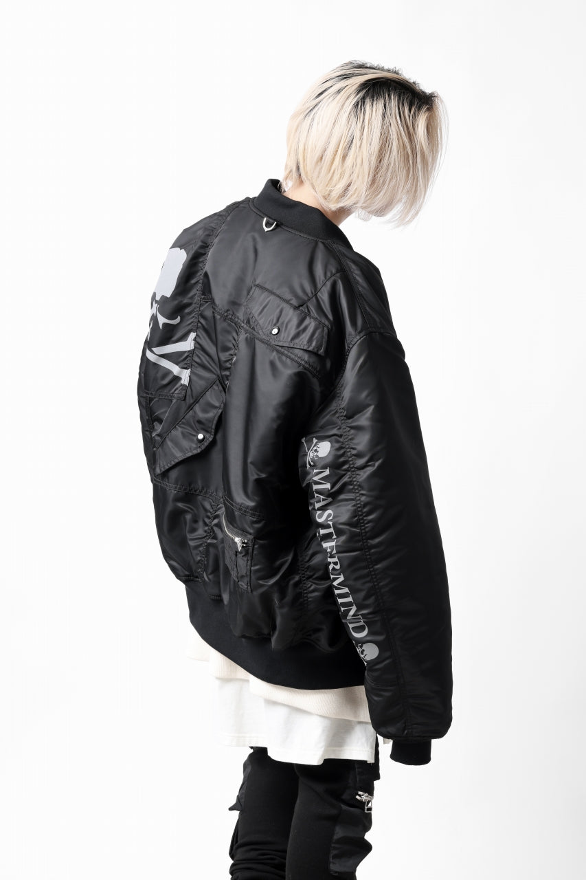 画像をギャラリービューアに読み込む, mastermind WORLD x ALPHA INDUSTRIES RIVERSIBLE MA-1 JACKET - CRAZY PANELED (BLACK)