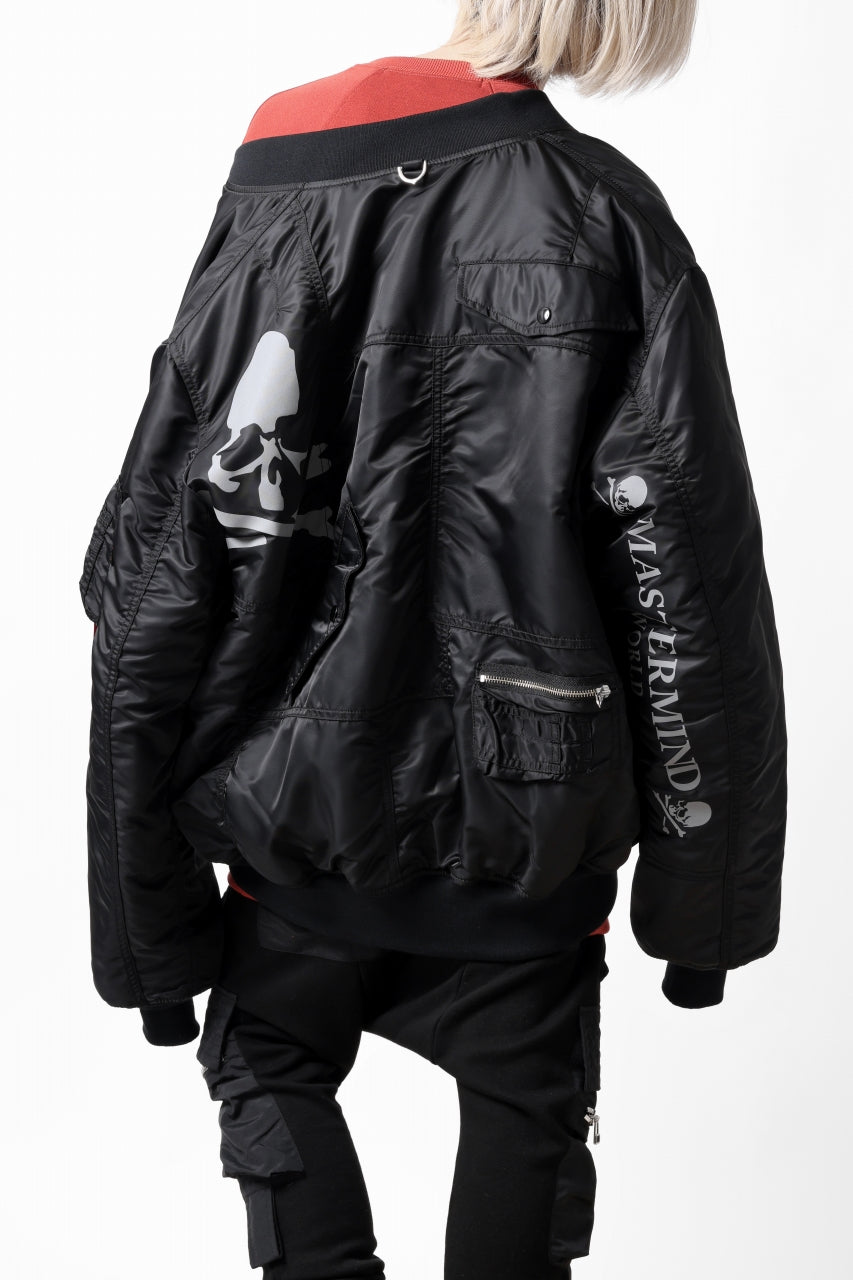 画像をギャラリービューアに読み込む, mastermind WORLD x ALPHA INDUSTRIES RIVERSIBLE MA-1 JACKET - CRAZY PANELED (BLACK)