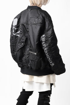 画像をギャラリービューアに読み込む, mastermind WORLD x ALPHA INDUSTRIES RIVERSIBLE MA-1 JACKET - CRAZY PANELED (BLACK)