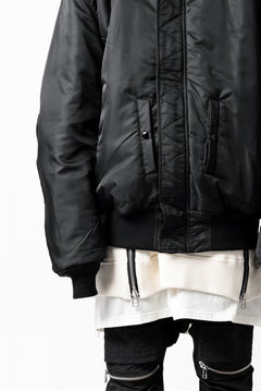 画像をギャラリービューアに読み込む, mastermind WORLD x ALPHA INDUSTRIES RIVERSIBLE MA-1 JACKET - CRAZY PANELED (BLACK)