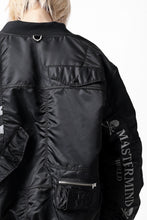画像をギャラリービューアに読み込む, mastermind WORLD x ALPHA INDUSTRIES RIVERSIBLE MA-1 JACKET - CRAZY PANELED (BLACK)