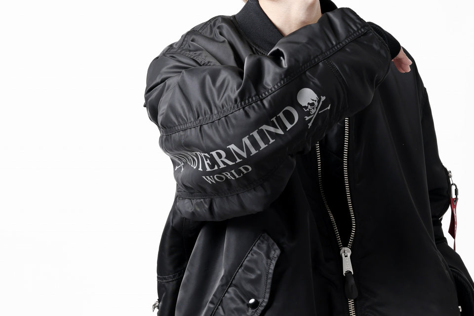 画像をギャラリービューアに読み込む, mastermind WORLD x ALPHA INDUSTRIES RIVERSIBLE MA-1 JACKET - CRAZY PANELED (BLACK)