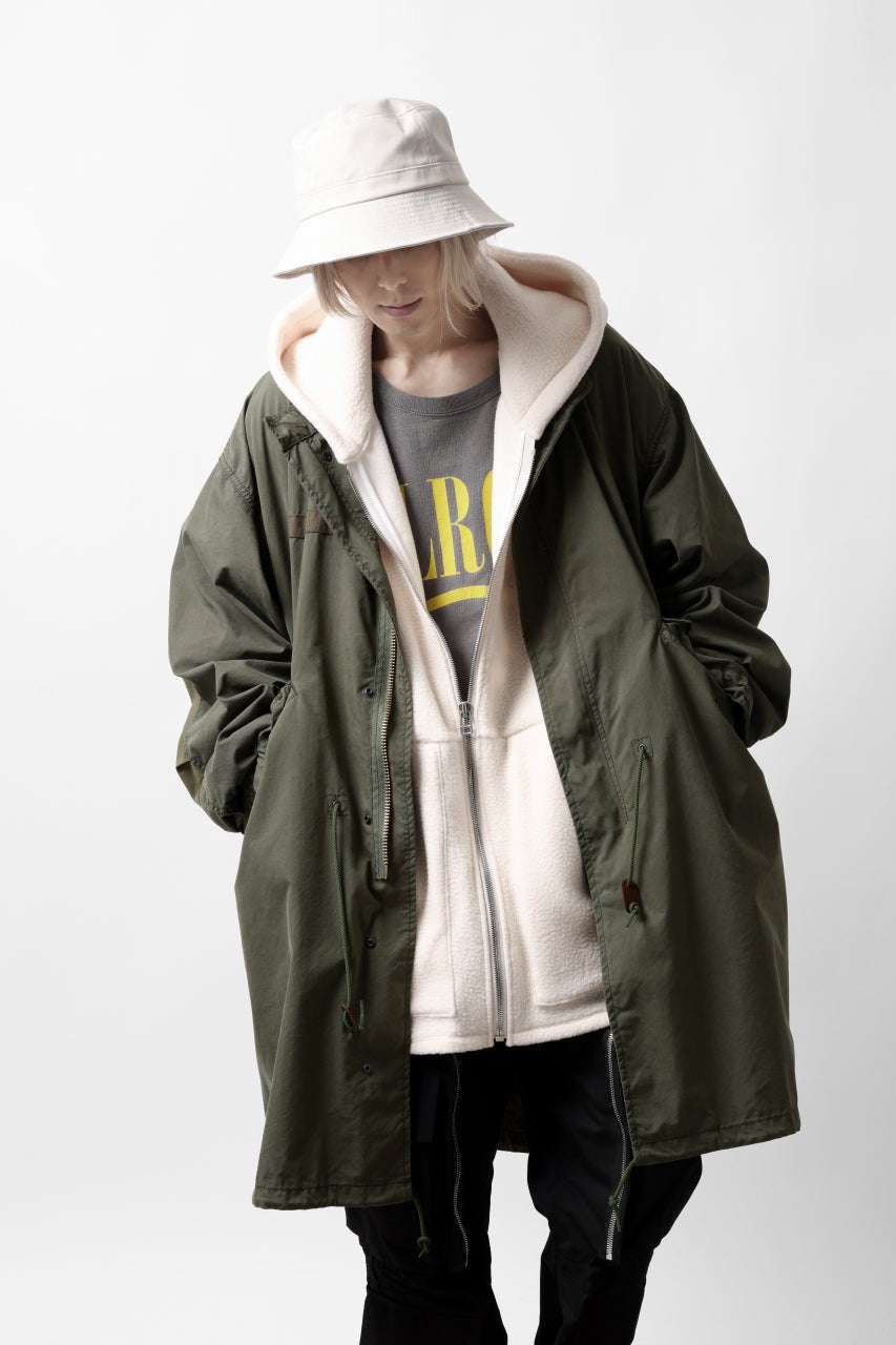 Load image into Gallery viewer, mastermind WORLD x ALPHA INDUSTRIES M-65 MODS COAT - CRAZY PANELED (OLIVE)