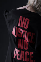 Load image into Gallery viewer, mastermind WORLD JUSTICE TEE / BOXY FIT (BLACK)