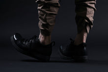 画像をギャラリービューアに読み込む, BORIS BIDJAN SABERI HORSE LEATHER DERBY SHOES / WASHED & HAND-TREATED "SHOE1-SIN" (BLACK)