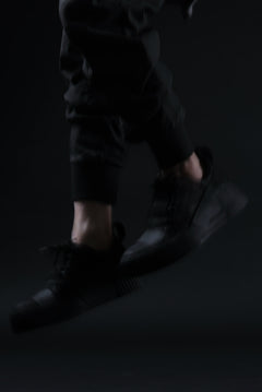 画像をギャラリービューアに読み込む, BORIS BIDJAN SABERI HORSE LEATHER LOW CUT SNEAKER / WASHED & HAND TREATED "BAMBA2.1-SIN" (BLACK)