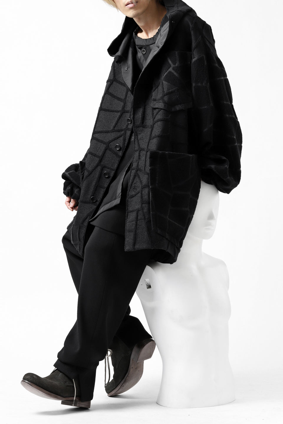 画像をギャラリービューアに読み込む, SOSNOVSKA TANGLED LINED JACKET (BLACK)