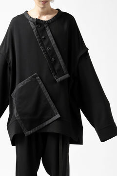 画像をギャラリービューアに読み込む, SOSNOVSKA COLLAPSED PLANK SHIRT-PULLOVER (BLACK)
