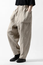 画像をギャラリービューアに読み込む, YUTA MATSUOKA wide tapered pants / safiran linen (ecru)