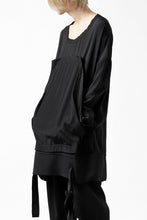 画像をギャラリービューアに読み込む, SOSNOVSKA WIDE SHIRTED LONG SLEEVE TOP (BLACK)