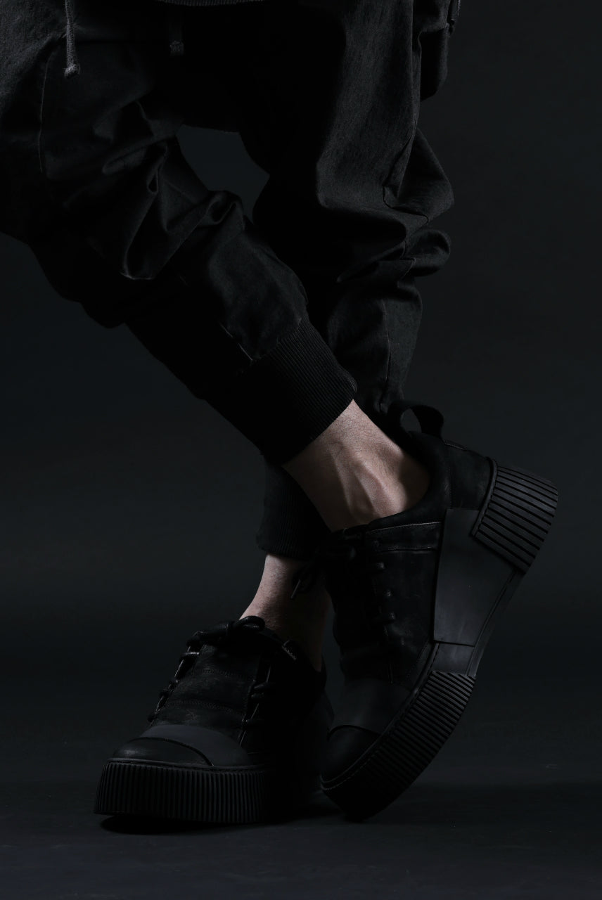 画像をギャラリービューアに読み込む, BORIS BIDJAN SABERI HORSE LEATHER LOW CUT SNEAKER / WASHED AND HAND TREATED &quot;BAMBA2.1&quot; (BLACK)