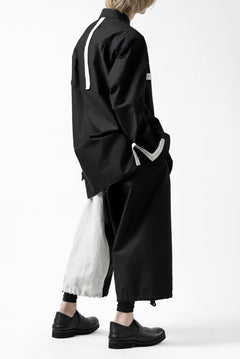 Load image into Gallery viewer, Y's BANG ON! No.150 SAROUEL HALF PANTS / CO TWILL + LI (BLACK)