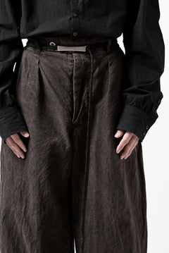画像をギャラリービューアに読み込む, KLASICA GOSSE TWO TUCKED TROUSERS / GARMENT DYED BROKEN HERRING BONE (CINAMON)