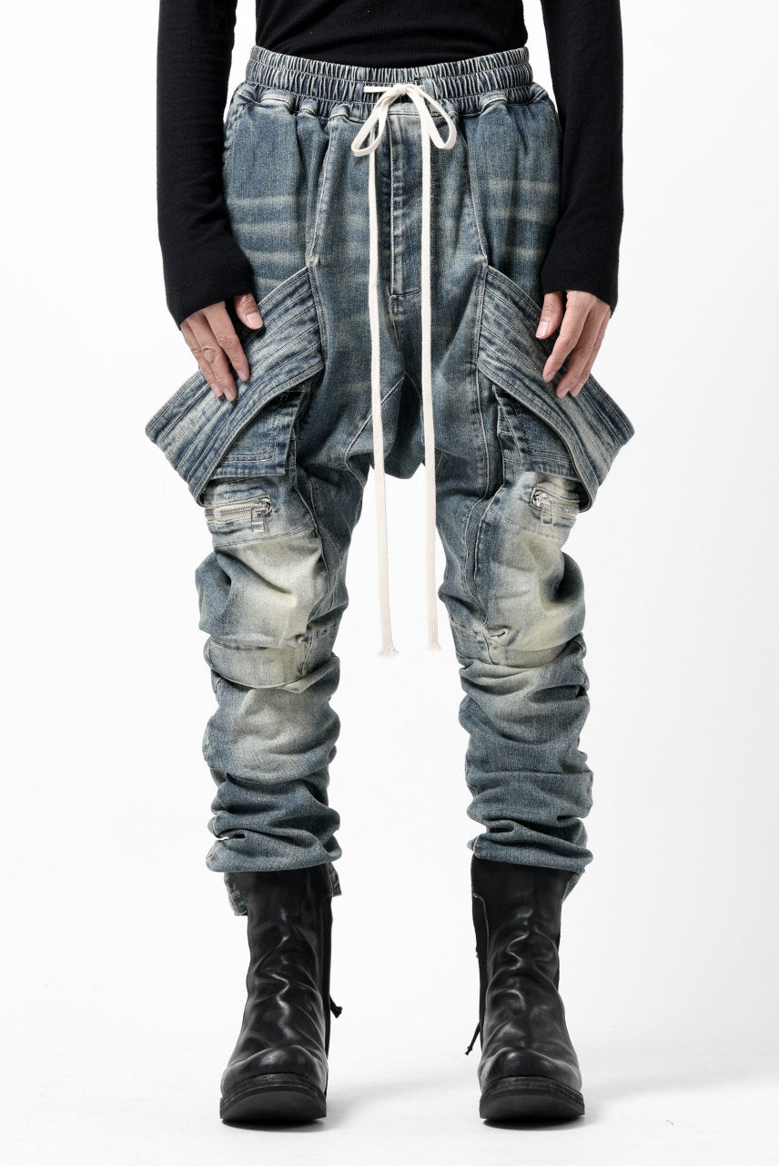 画像をギャラリービューアに読み込む, A.F ARTEFACT FLAP-DETAIL SLIM CARGO PANTS / FADED AGEING DENIM (BLUE)