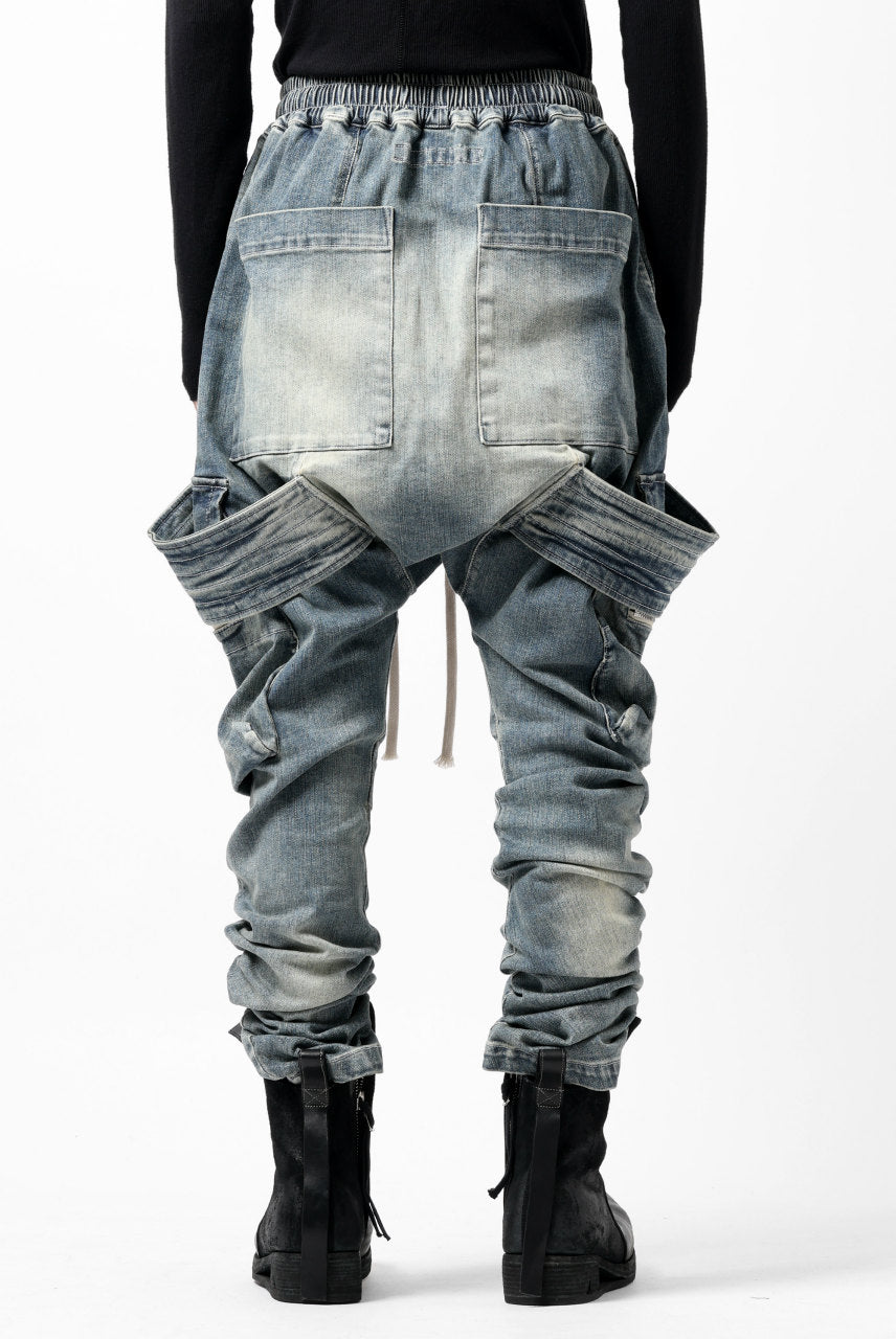 画像をギャラリービューアに読み込む, A.F ARTEFACT FLAP-DETAIL SLIM CARGO PANTS / FADED AGEING DENIM (BLUE)