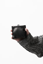 画像をギャラリービューアに読み込む, discord Yohji Yamamoto Clasp Wallet / Cow Skin Leather (BLACK)