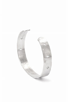 画像をギャラリービューアに読み込む, m.a+ cross punched silver bracelet / AB15 AG (SILVER)
