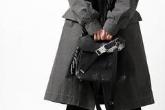 画像をギャラリービューアに読み込む, ierib BARK 2WAY HAND SHOULDER BAG / FVT Oiled Horse (BLACK)
