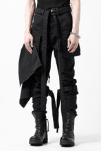 画像をギャラリービューアに読み込む, N/07 SEDITIOUS BONDAGE TROUSERS / BLEACHED BLACK DENIM (BLACK OVER DYED)