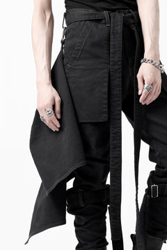 画像をギャラリービューアに読み込む, N/07 SEDITIOUS BONDAGE TROUSERS / BLEACHED BLACK DENIM (BLACK OVER DYED)