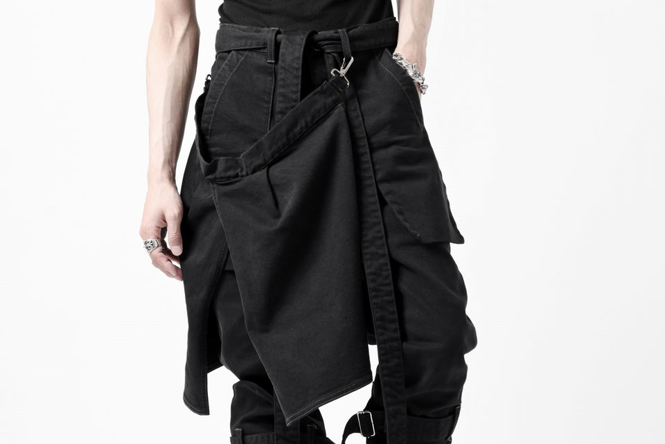 画像をギャラリービューアに読み込む, N/07 SEDITIOUS BONDAGE TROUSERS / BLEACHED BLACK DENIM (BLACK OVER DYED)