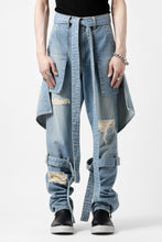 画像をギャラリービューアに読み込む, N/07 SEDITIOUS BONDAGE TROUSERS / CRUSHED BLEACH DENIM (INDIGO)