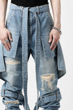 画像をギャラリービューアに読み込む, N/07 SEDITIOUS BONDAGE TROUSERS / CRUSHED BLEACH DENIM (INDIGO)